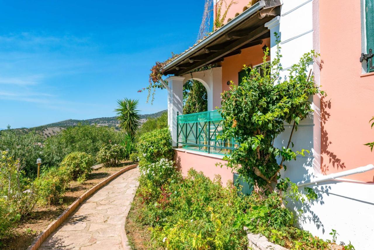 Villa Sandy Sívota Екстериор снимка